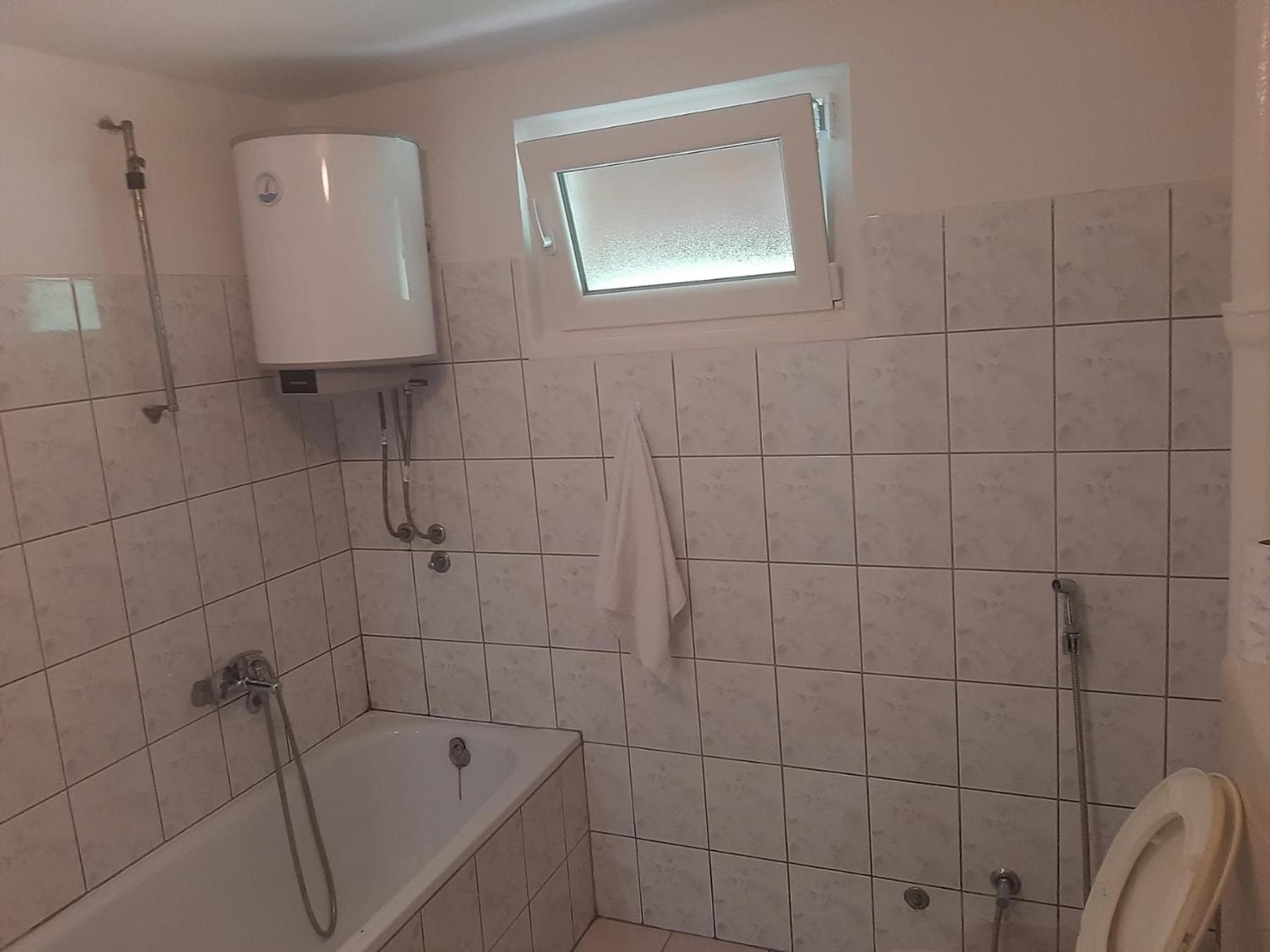 Apartment Hasan's - House - Vikendica - Kuca Za Odmor - Visoko